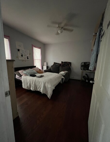 Building Photo - 982 Dixwell Ave