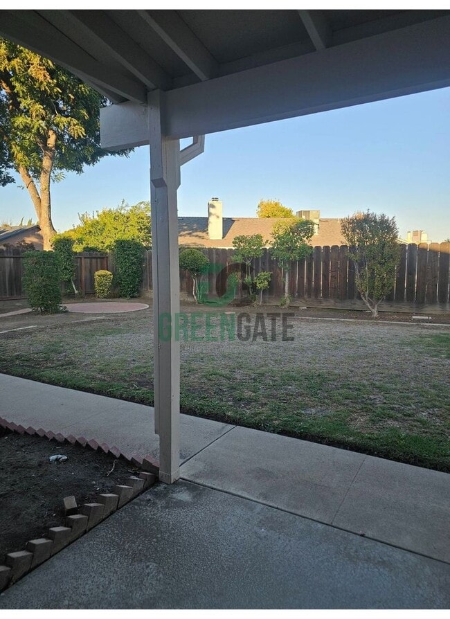 Building Photo - Beautiful 3 BEDROOM 2 BATH HOME IN MODESTO...