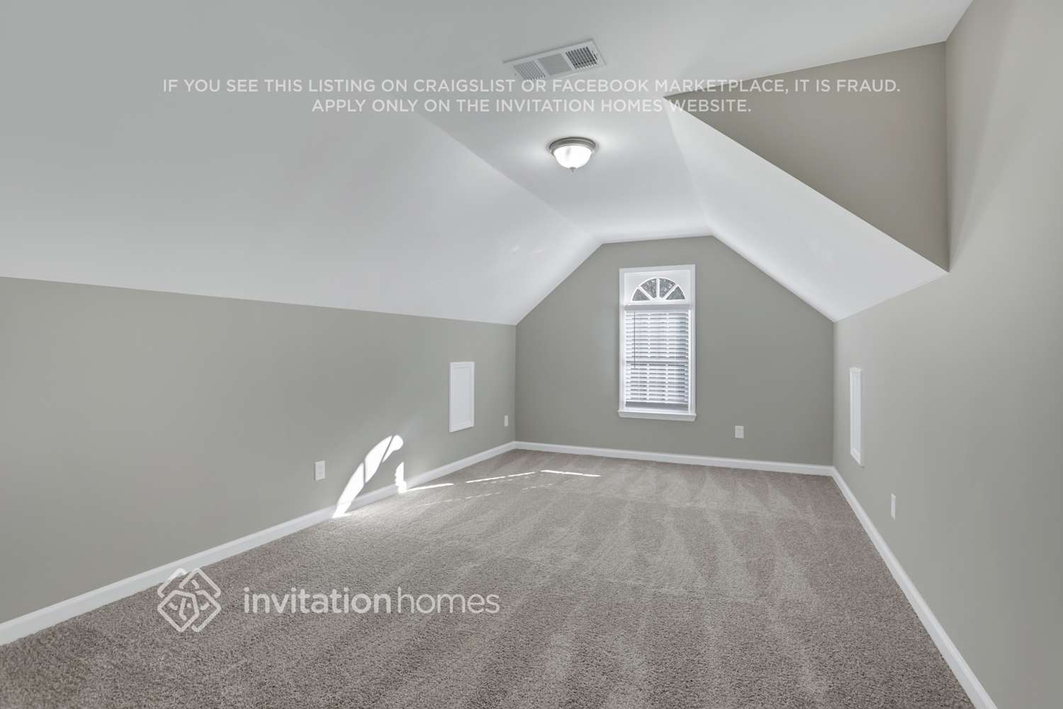 Building Photo - 560 Laurel Wood Ct