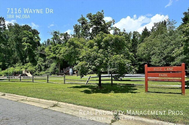 Building Photo - 7116 Wayne Dr