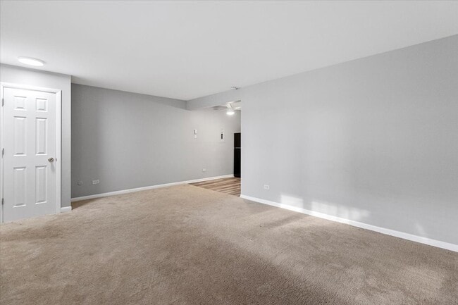 Building Photo - 6200 W 64th Pl