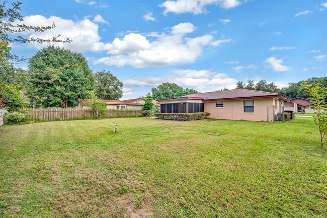 Building Photo - 800 Garland Ave