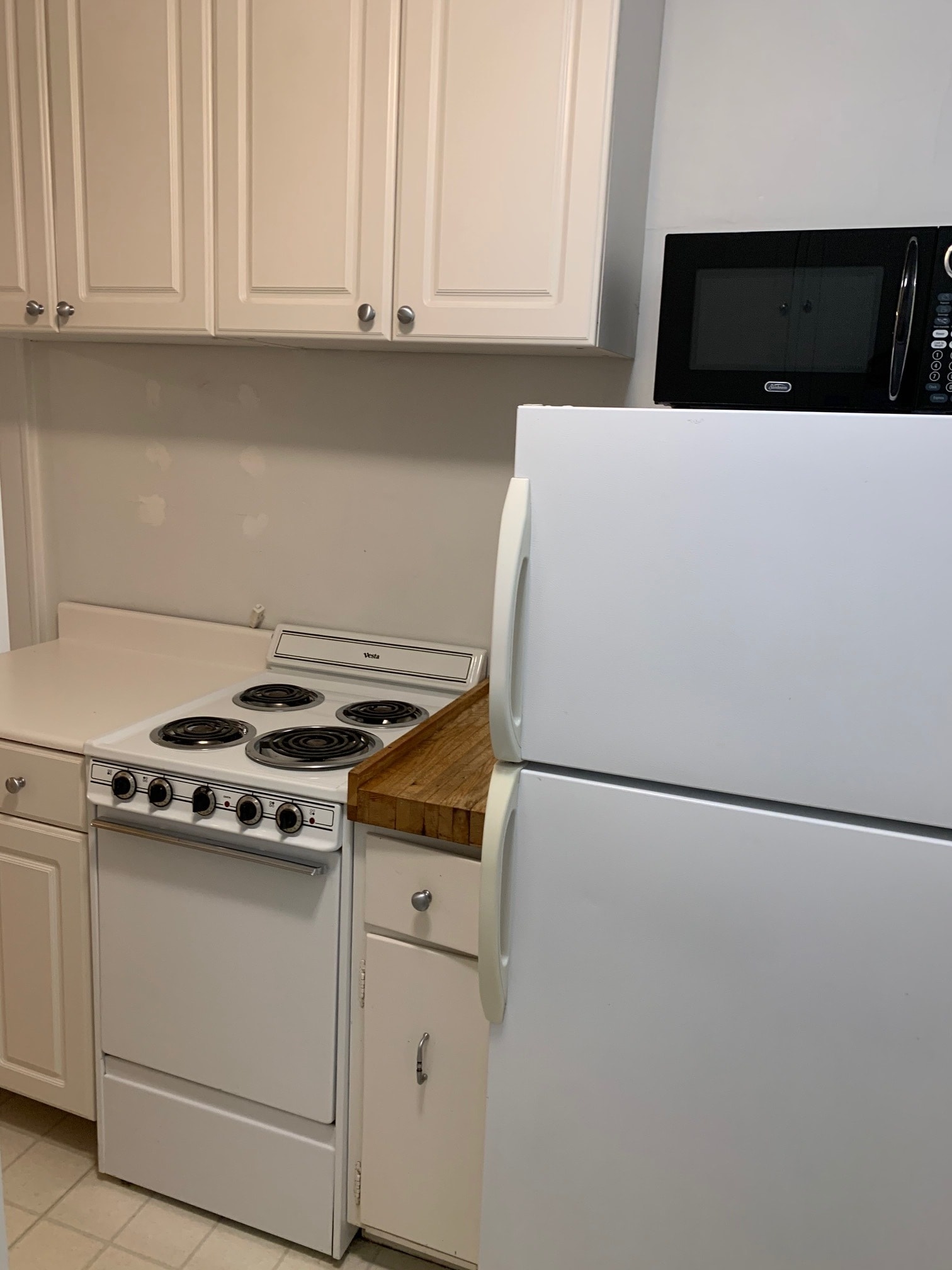 Kitchen - 310 Virginia Ave