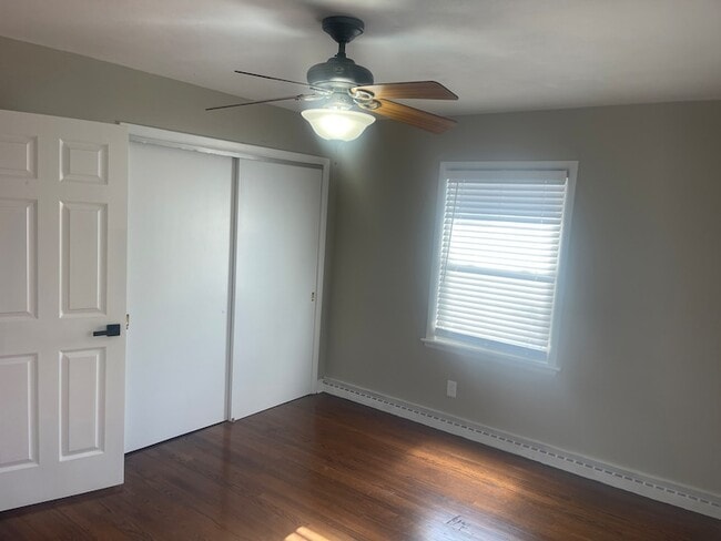 Building Photo - 3303 Greenwood Ave