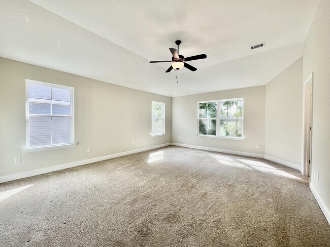 Building Photo - 759 Fairview Cir