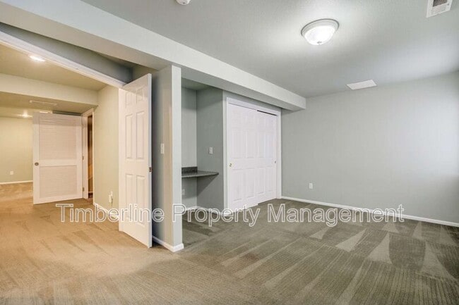 Building Photo - 14480 Tierra Dr