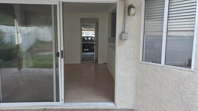 Building Photo - 26721 Linnet Ct