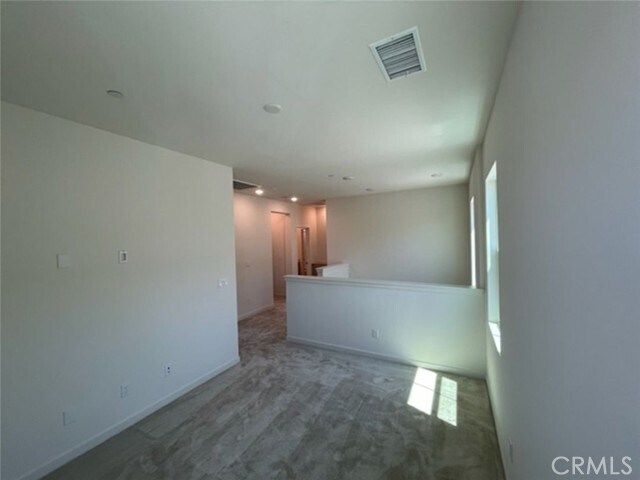 Building Photo - 2565 E Embry Ln