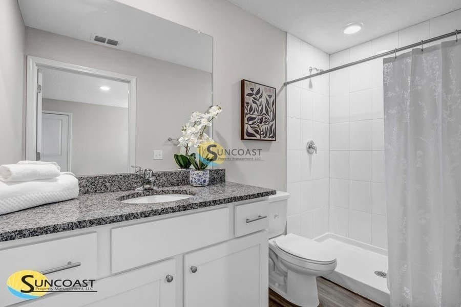 Building Photo - 9532 Hood Rd