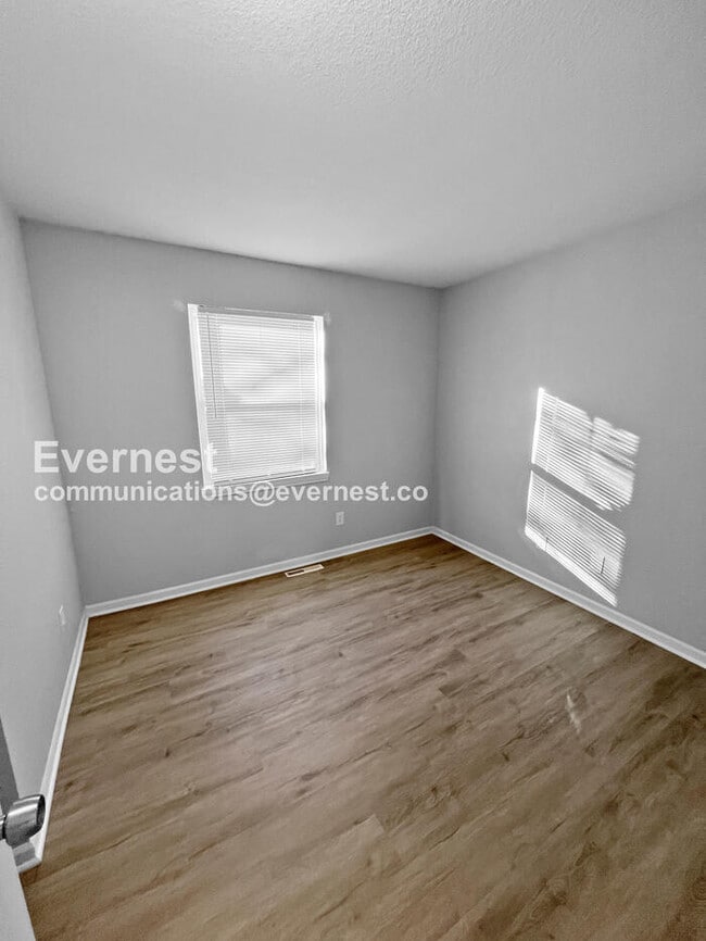 Building Photo - 13033 S Cardiff St