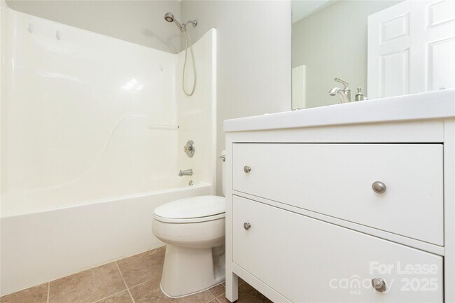 Building Photo - 155 Walmsley Pl