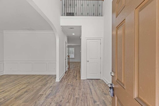 Building Photo - 3206 Montauk Hill Dr