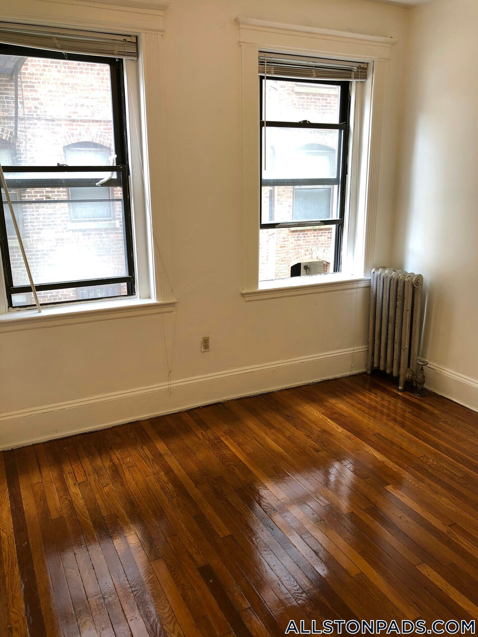 Building Photo - 1254 Commonwealth Ave