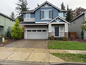 Building Photo - 5 Bedroom Camas Home, Spacious, Fenced Backyard