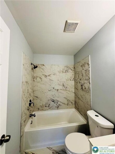 Building Photo - 2274 Briarwood Dr