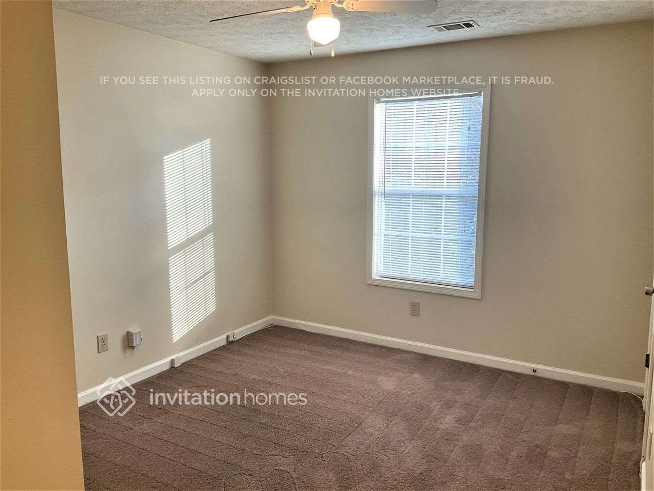 Building Photo - 4004 Daylily Way