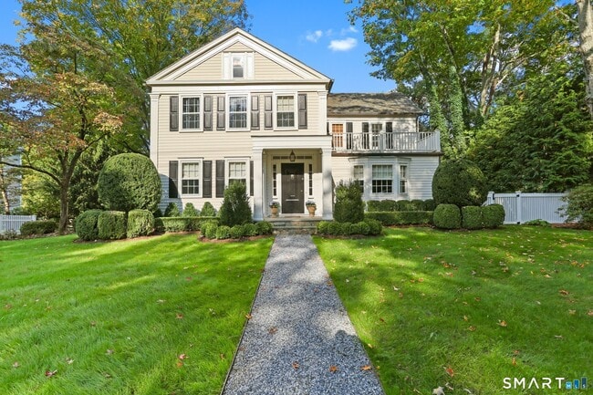Building Photo - 890 Silvermine Rd