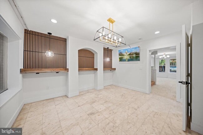 Building Photo - 1312 19th St NW