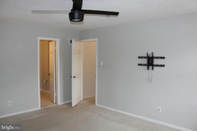 Building Photo - 252 Marble Ct