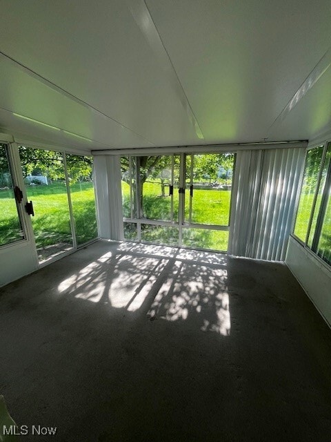 Building Photo - 179 Valley Rd