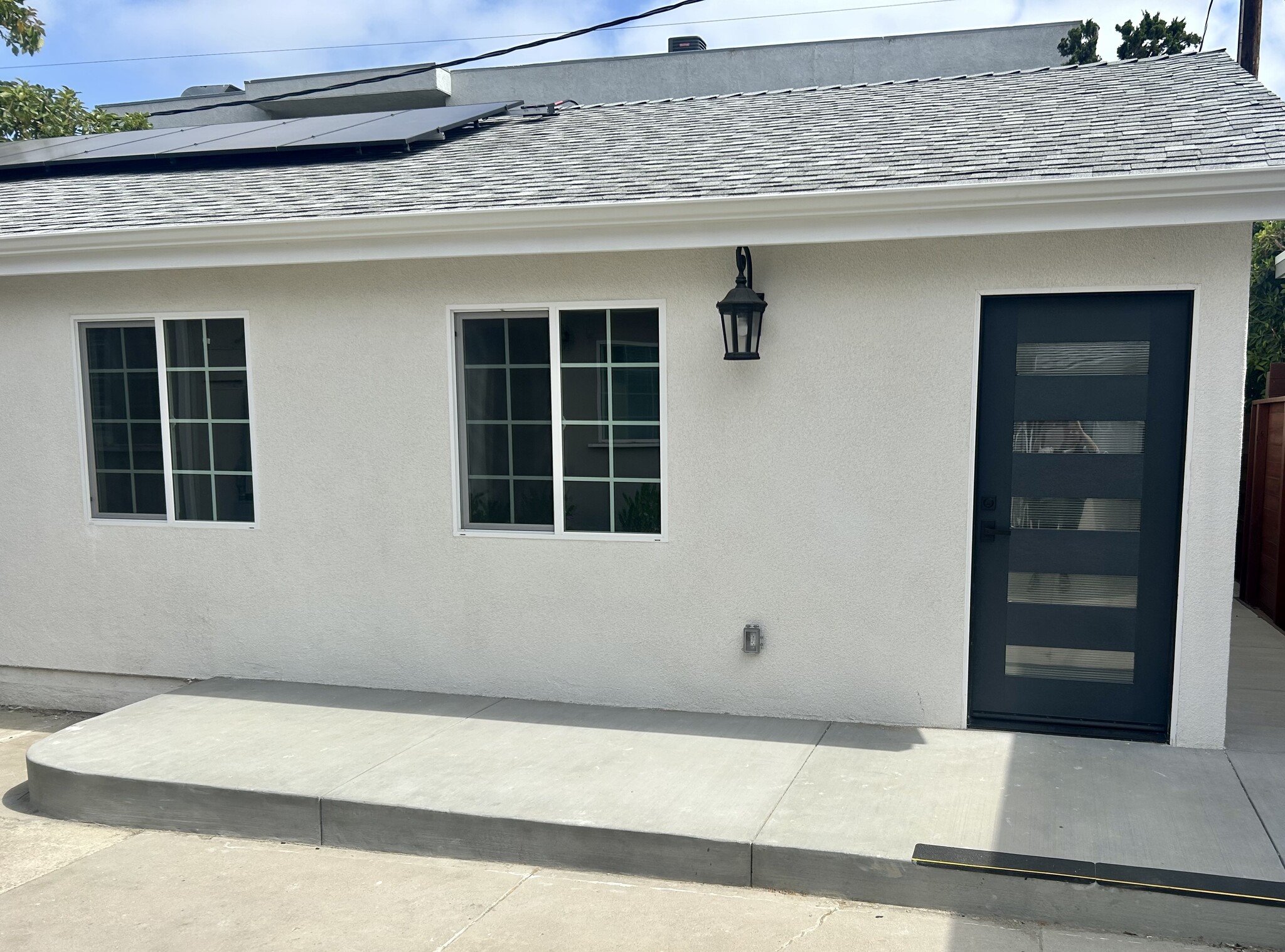 Building Photo - 14507 Greenleaf St