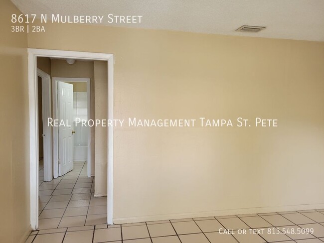 Building Photo - 8617 N Mulberry St