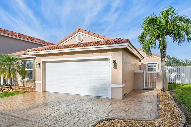 Building Photo - 1356 NW 192nd Ave