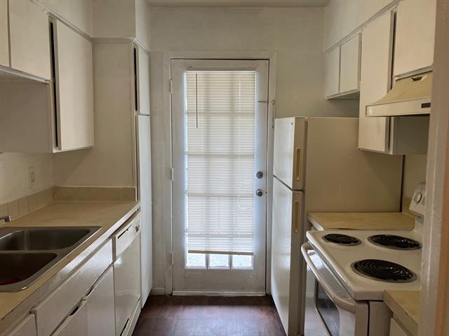 Building Photo - 12888 Montfort Dr