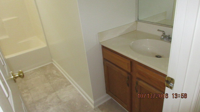 Building Photo - 113 Amelia Ct