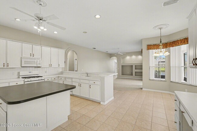 Building Photo - 6146 Arlington Cir