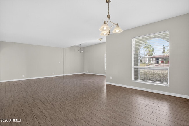 Building Photo - 6843 E Redfield Rd