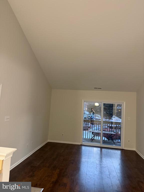 Building Photo - 1194 Tristram Cir