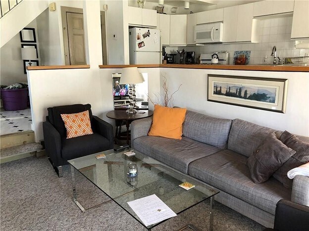 Building Photo - 45 Ayrault St