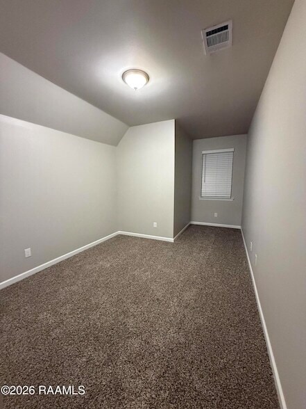 Building Photo - 401 Eastwood Dr