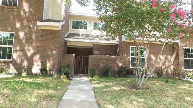 Building Photo - 831 Summercreek Dr