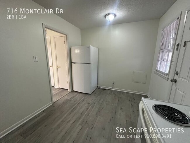 Building Photo - 716 Montclair Dr