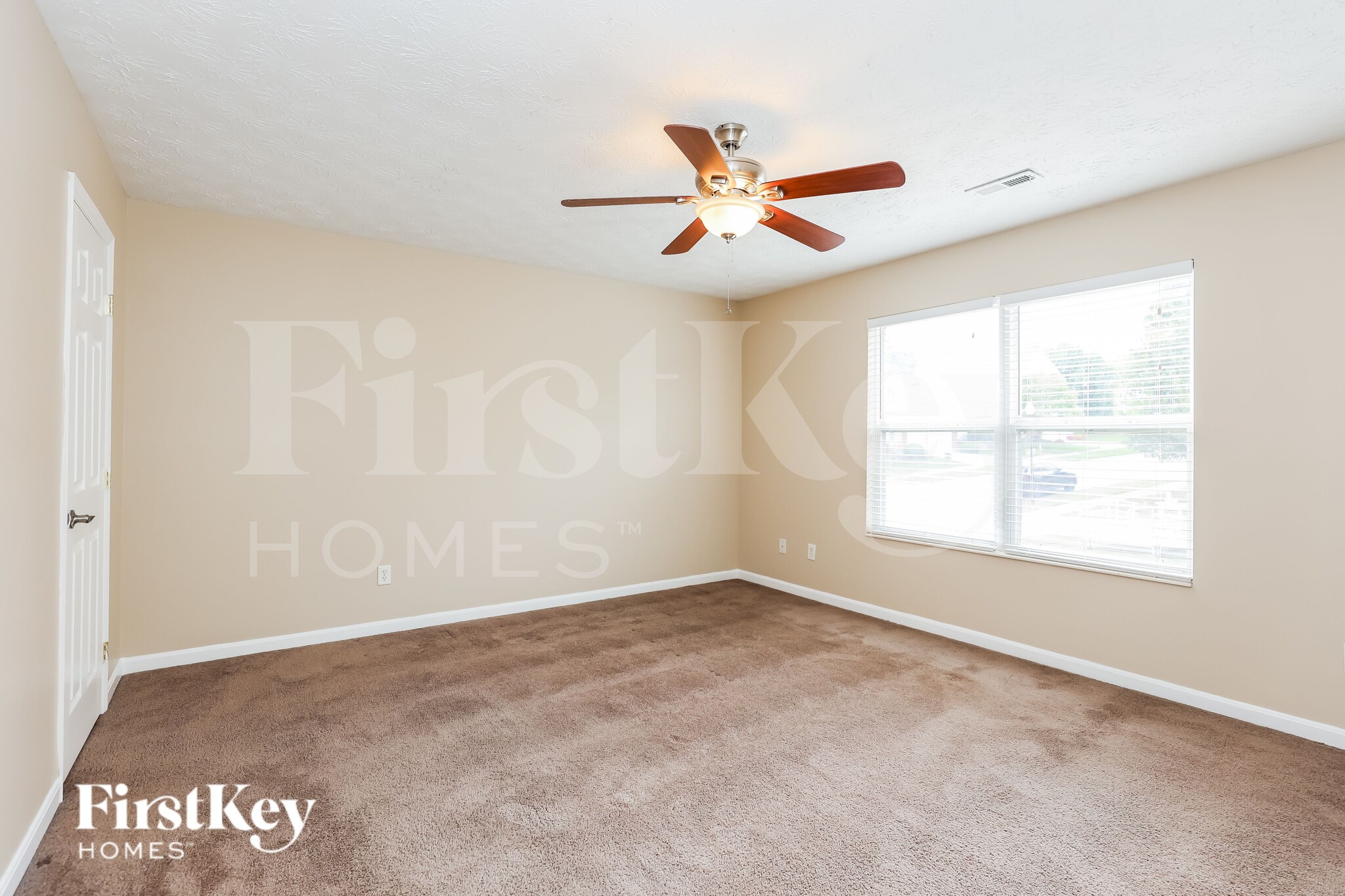 Building Photo - 100 Teil Tree Ct