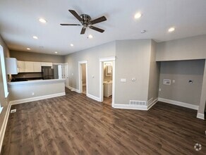 Building Photo - 3104 Keokuk St