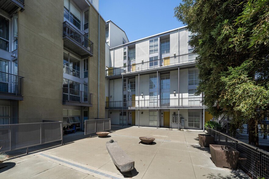 Building Photo - 1007 41st St