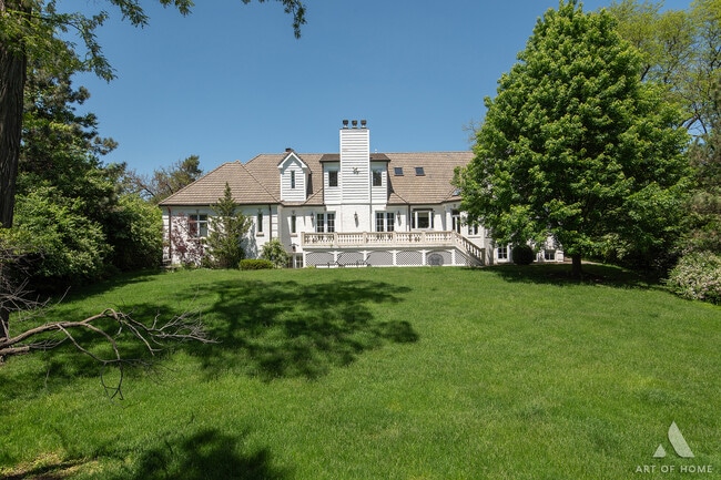 Building Photo - 11361 W Plainfield Rd