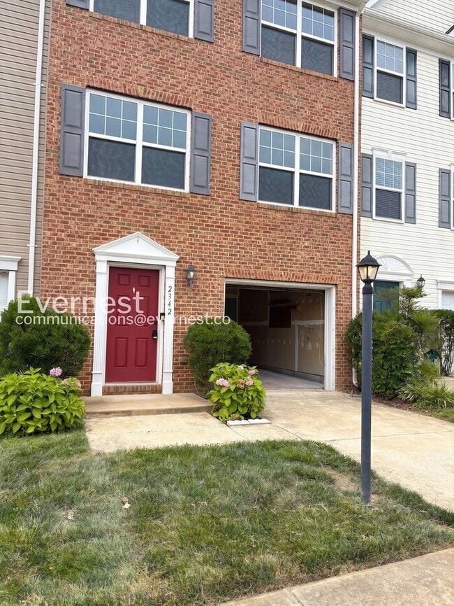 Building Photo - 2342 Silver Fox Way