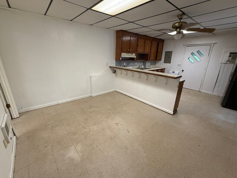 Building Photo - 1247 Wooten Dr