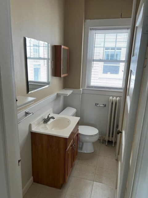 Building Photo - 56 Brook St