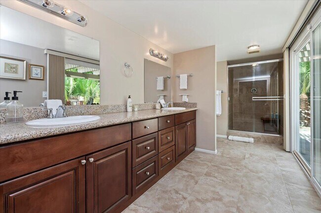 Building Photo - 54925 Avenida Ramirez