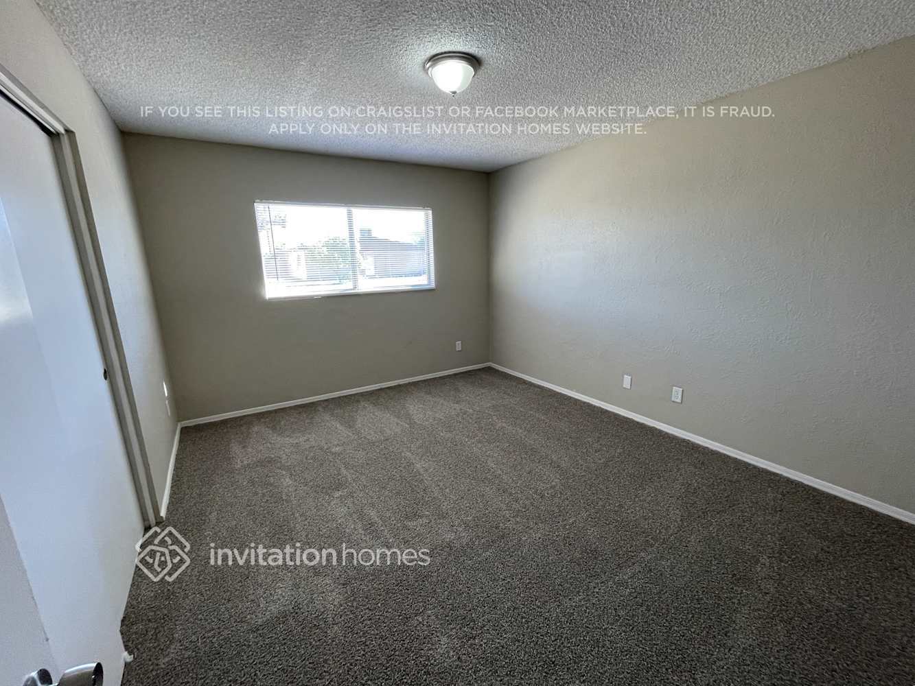 Building Photo - 3416 W Poinsettia Dr