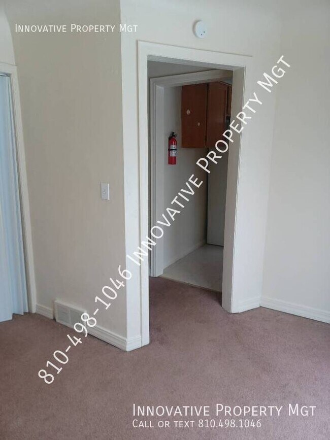 Building Photo - 1606 Cronk Ave