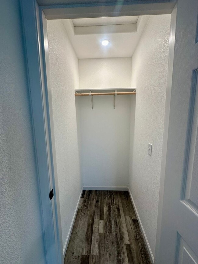 Building Photo - Brand-New 3 Bedroom, 2 Bath Home with Garage