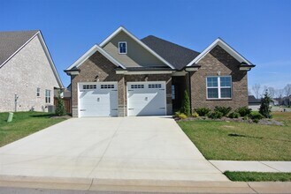 Building Photo - 388 Olympia Ct