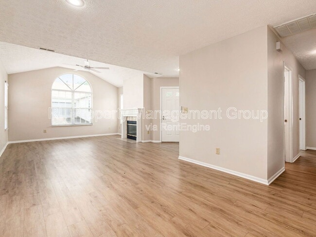 Building Photo - 1241 Villa Oaks Ct
