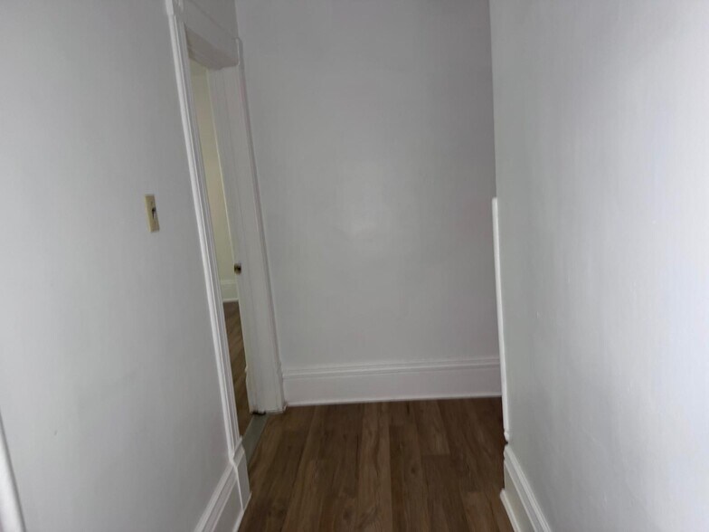 Building Photo - 2577 N Frederick Ave